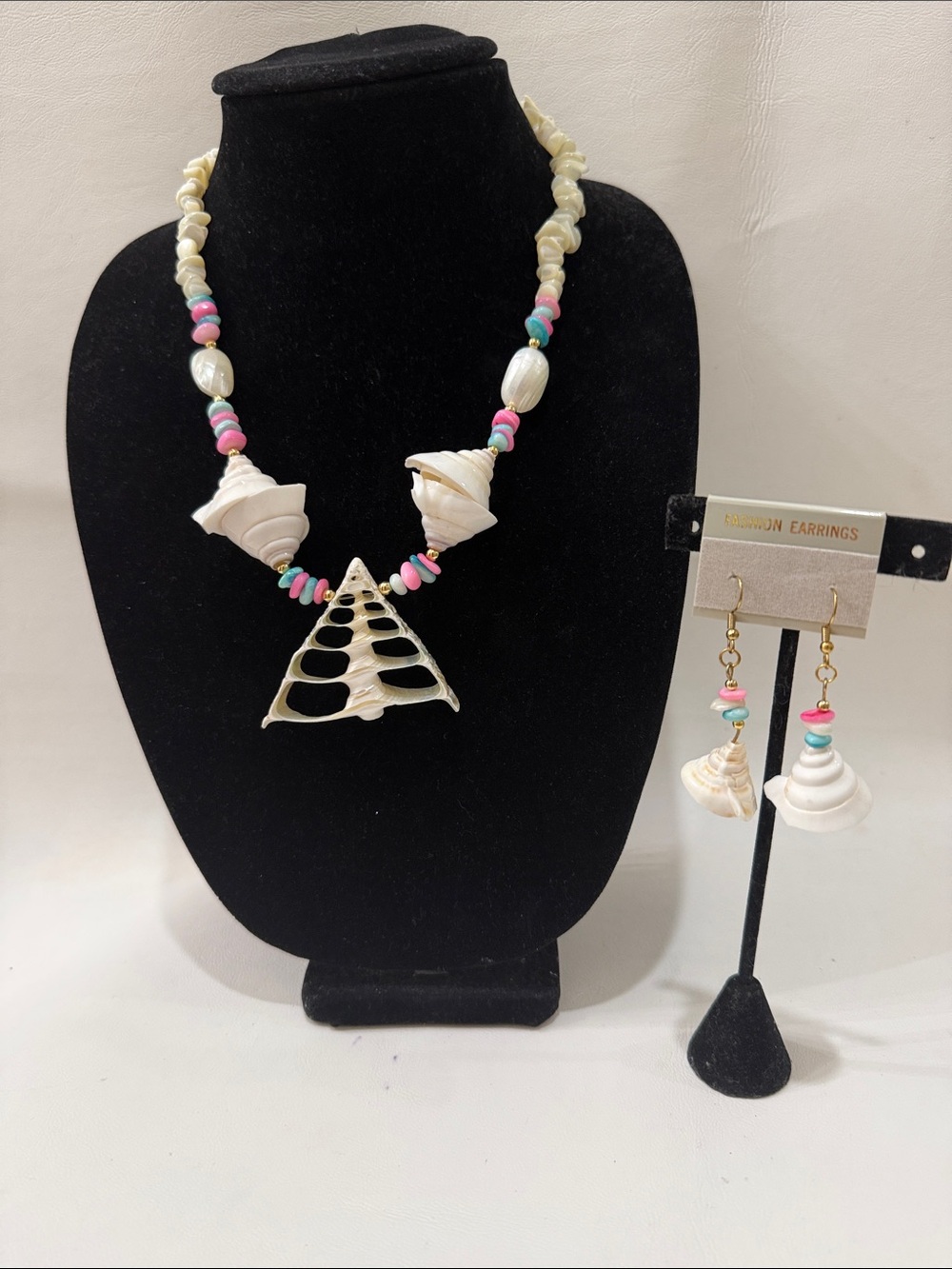 Tropical Necklace & Pierced Earrings Pastel Puka Conch Shell Pink Blue White New